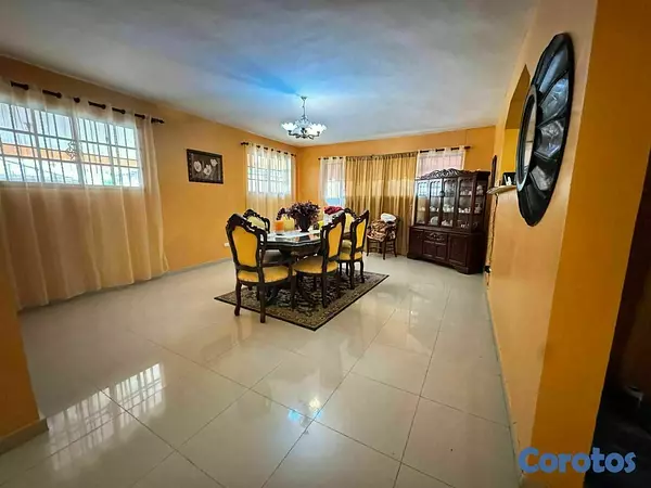 casas - Vendo casa espaciosa Prado Oriental, Sto. Dgo. Est 4