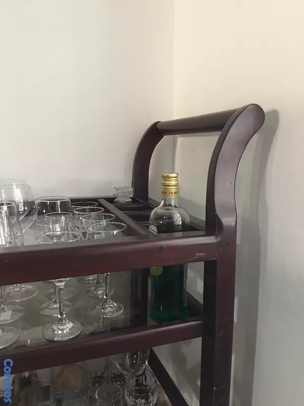 muebles y colchones - Bar en caoba.  4