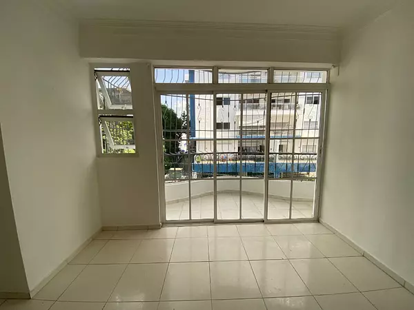 apartamentos - Vendo apartamento en Evaristo Morales  9
