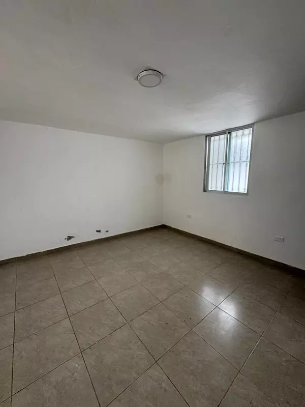 oficinas y locales comerciales - Alquilo local para Dealer  4