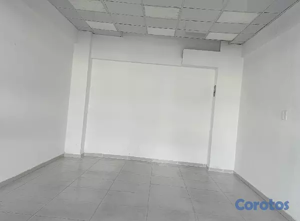 oficinas y locales comerciales - se alquila local  3