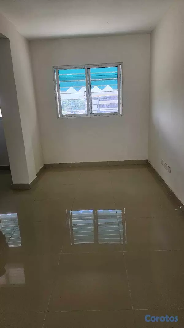 apartamentos - VENDO Apartamento de 3 Habita en Colinas del Arroyo II,  Av. Jacobo Majlut PD592 2