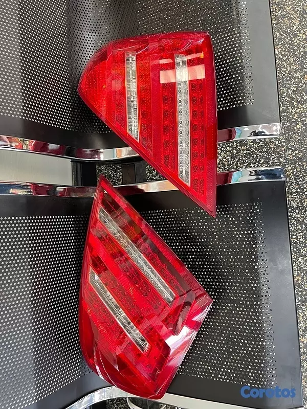 repuestos - Vendo Mercedes S 550 Luces Trasera  2