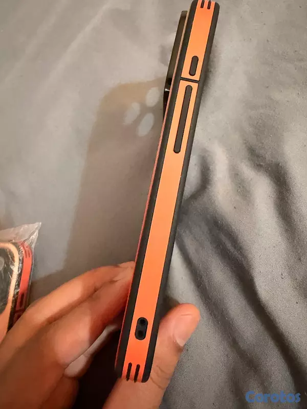 celulares y tabletas - Cover iPhone 17 pro nuevos con carga inalámbrica 4
