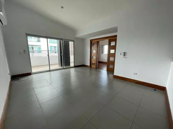 penthouses - Amplio Penthouse en venta en Serralles 5