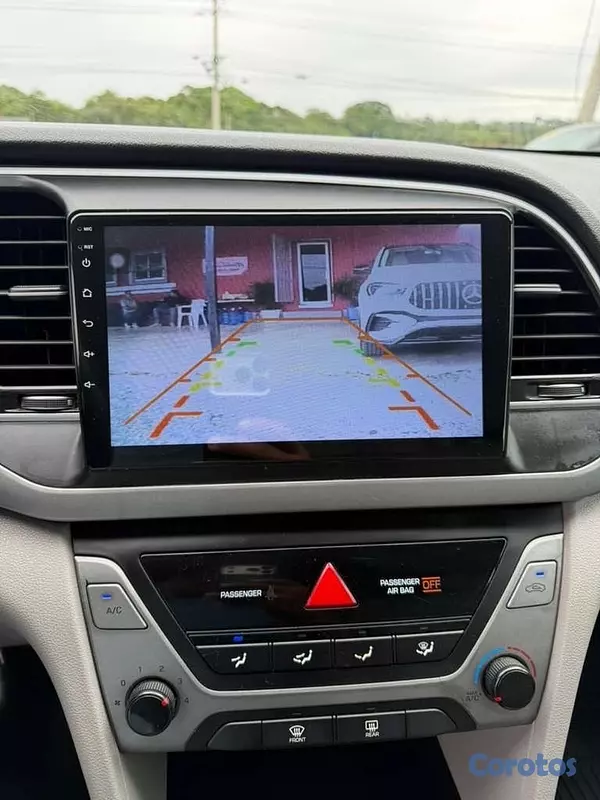carros - Hyundai Elantra SE 2017
 10