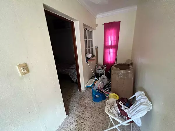 casas - Bonita Casa en venta 
Ubicada en el Res. Carmen María 
RD$ 12,900,000.00  5