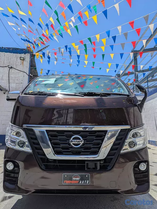 jeepetas y camionetas - NISSAN CARAVAN NV350 3