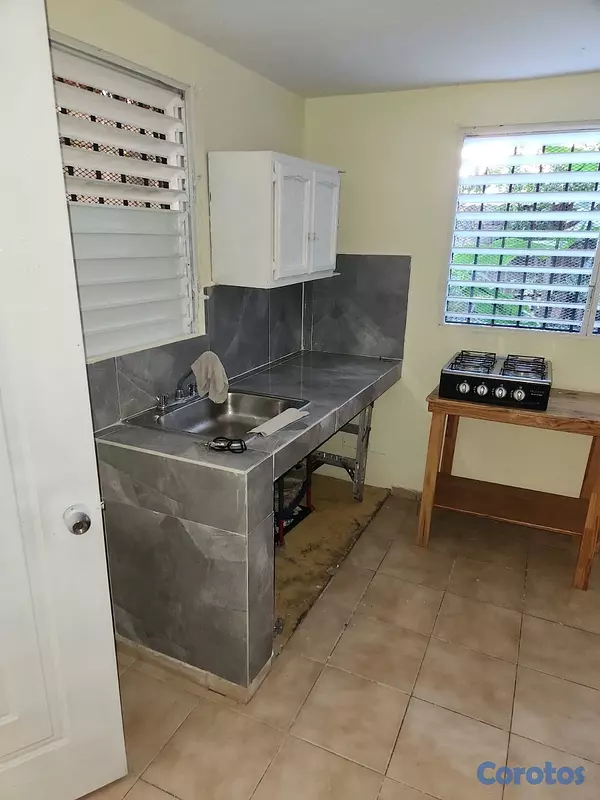 habitaciones y viviendas compartidas - Alma Rosa segundo, 1er piso entrada y todo privado  4