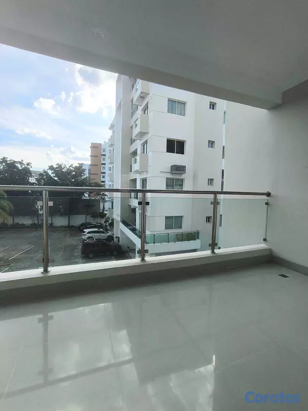 apartamentos - Apartamento amplio con elevador en Santiago  2