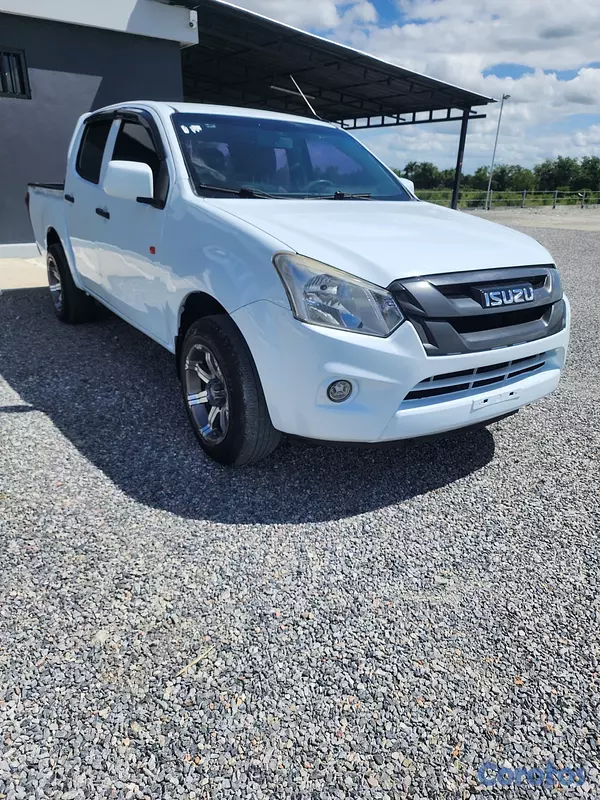 jeepetas y camionetas - 2017 Isuzu DMAX bajita 💎 4