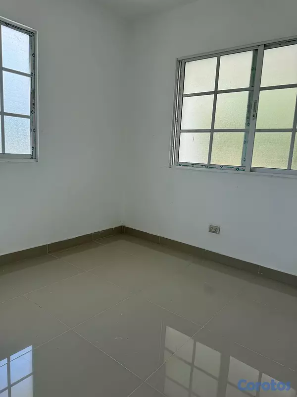 apartamentos - Edificio en Venta en Manoguayabo,  Santo Domingo O 5
