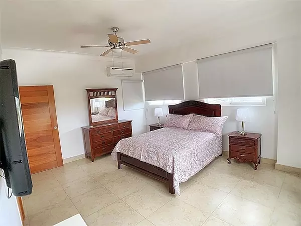 apartamentos - Apartamento de renta amueblada en La Esmeralda 1