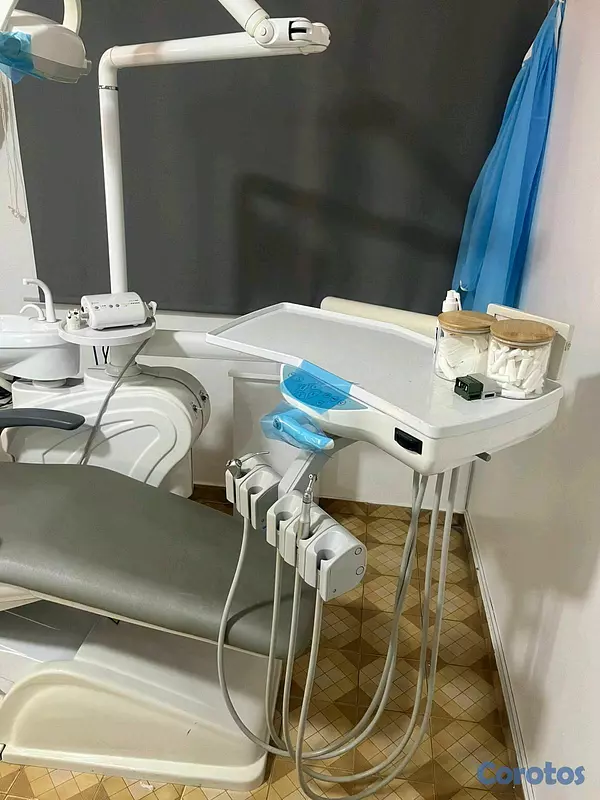 Salud y Equipamiento Médico - Sillón dental 3
