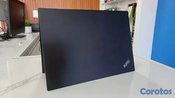 computadoras y laptops - Lenovo Thinkpad E14 / 8GB RAM DDR4 / 256GB SSD / 1 2