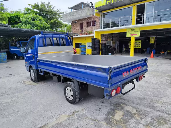 camiones y vehiculos pesados - kia bongo 2020  8