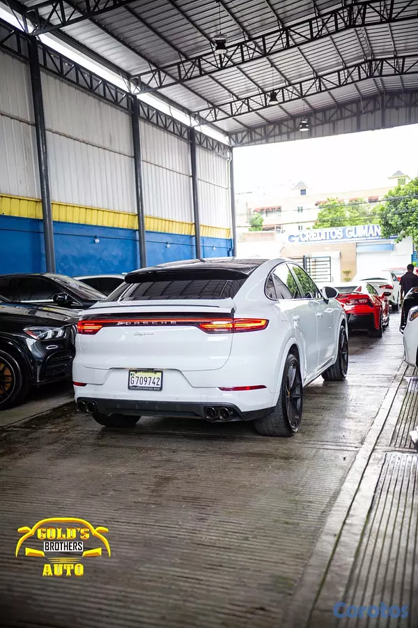 jeepetas y camionetas - Porsche Cayenne Coupe 2021 Clean Carfax 6
