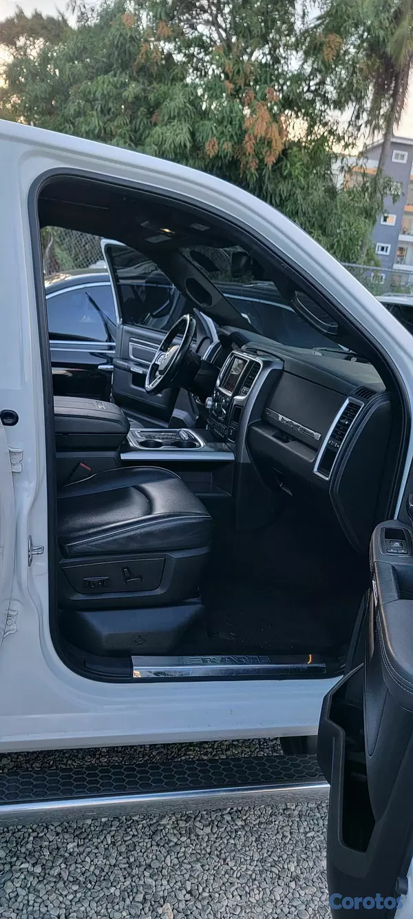 jeepetas y camionetas - DODGE RAM BIGHORS 2016 4
