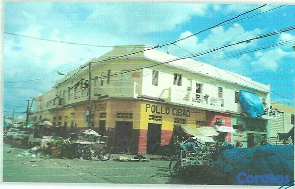 oficinas y locales comerciales - Local Comercial + 4  Apartamentos (Sector San Carlos) 2