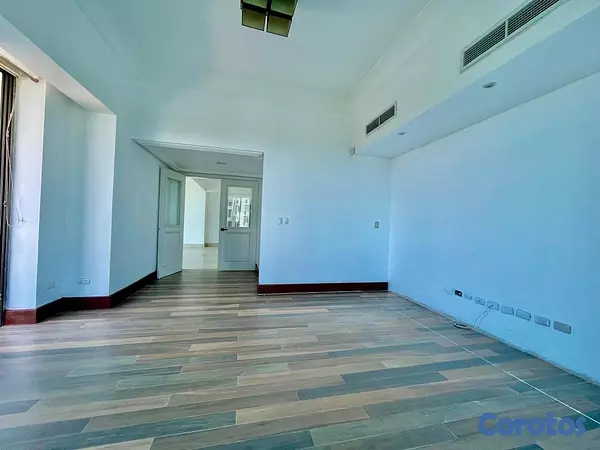 apartamentos - Apartamento en la Anacaona de 4 habitacionesy 4pq 9