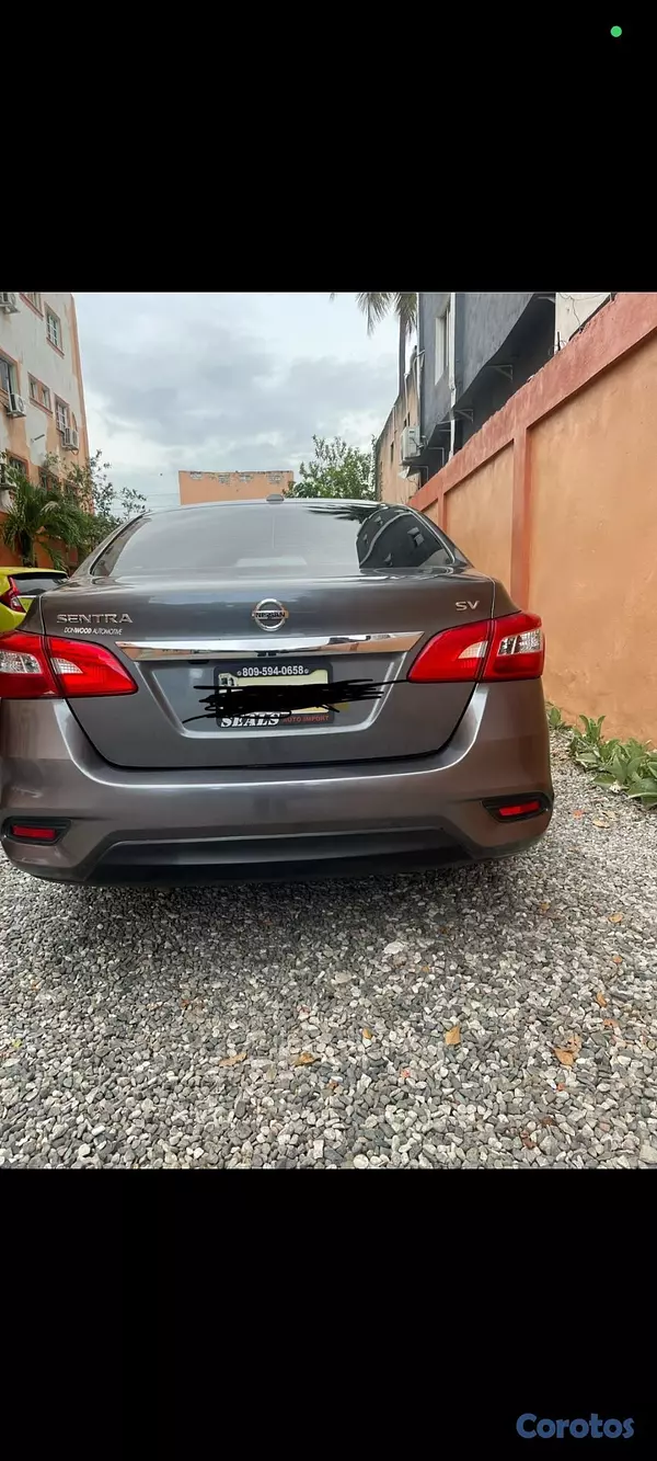 carros - Nissan sentra 2018 3