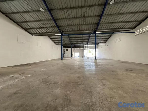 oficinas y locales comerciales - NAVE LOCAL COMERCIAL EN SANTO DOMINGO ESTE PROXIMO 6