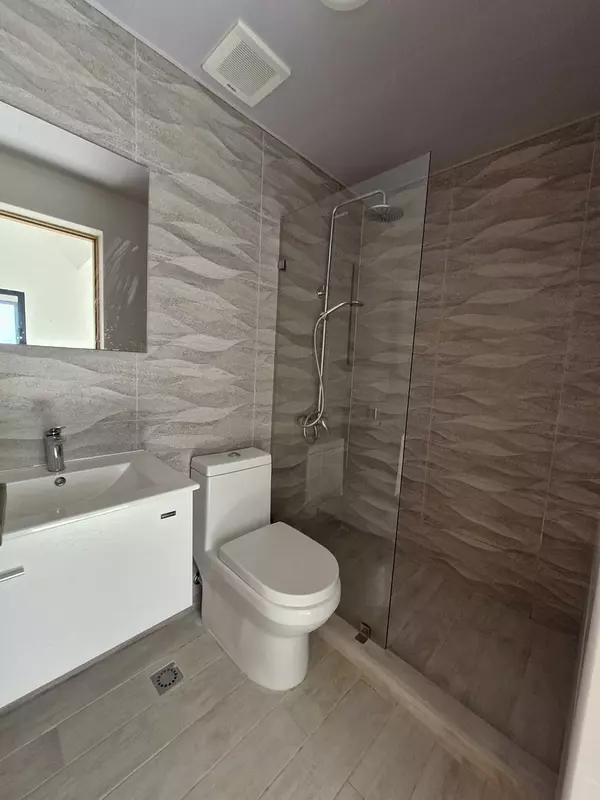 apartamentos - Hermoso penthouse de 2 habitaciones piso alto y nuevo en Bella Vista 3