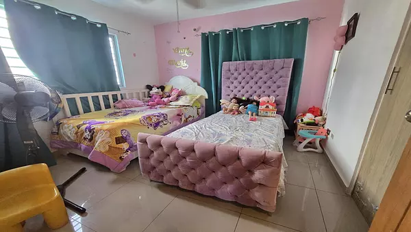 apartamentos - Apartamento en la Jacobo Majluta bien Amplio, Colinas del Arroyo II 3