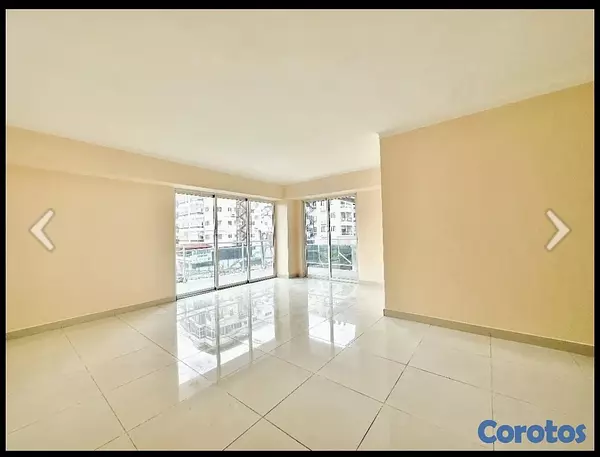apartamentos - Urbanización Real – Amplio Apartamento en Alquiler | 3er Piso.  5
