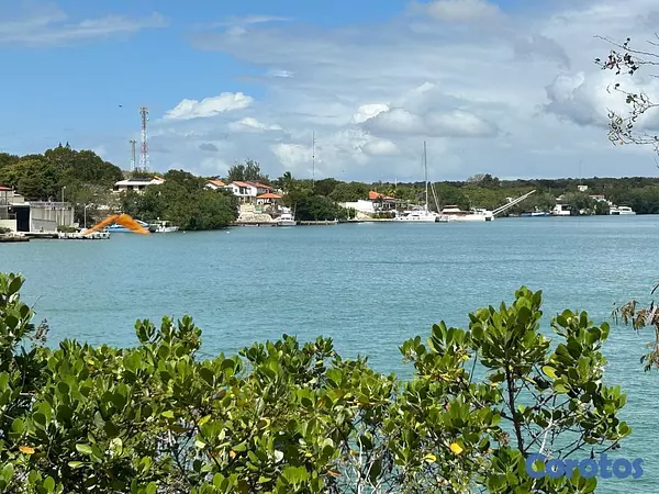 casas vacacionales y villas - En Alquiler Villa Frente al Rio de Cumayasa la Romana 4