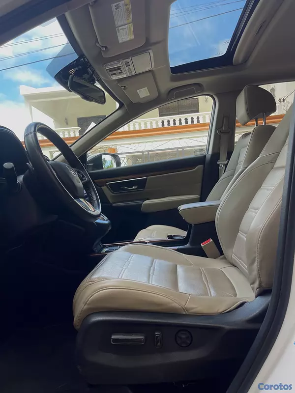 jeepetas y camionetas - Honda CRV Touring Hybrid 2022 AWD (4x4) 18