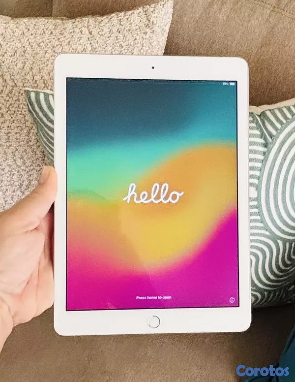 celulares y tabletas - iPad 6ta Generación (128 GB) en excelente estado. 
RD$ 10,000. NEGOCIABLE 4