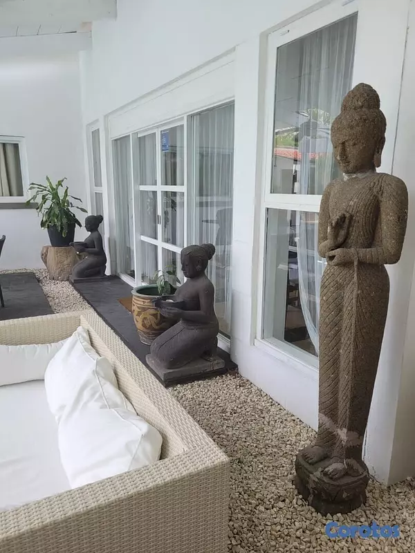 casas vacacionales y villas - Acogedora villa de estilo colobial balinés localizada en Villas del Mar Juan Dol 1