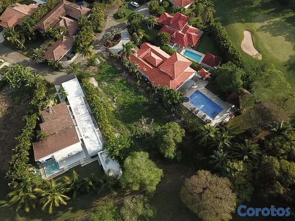 solares y terrenos - Se Vende Solar en Metro Country Club con campo de  2