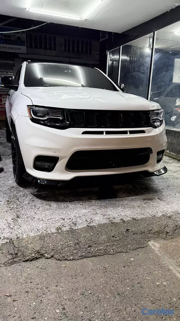 jeepetas y camionetas - jeep grand Cherokee summit v8 kit Srt  3