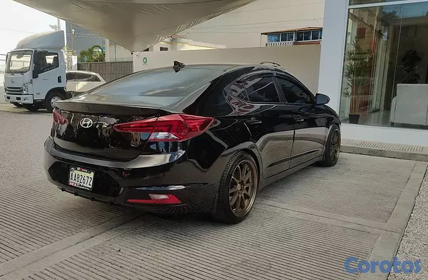 carros - Hyundai elantra 2020  7