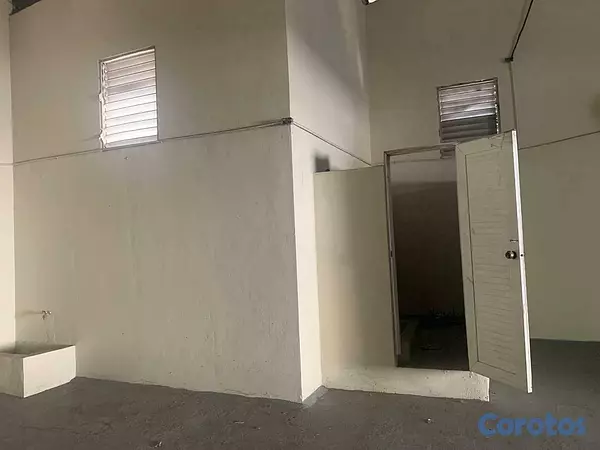 otros inmuebles - Alquilo Nave/local en Herrera 3