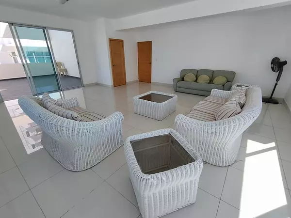 apartamentos - Apartamento en Venta con Línea Blanca
SERRALLÉS
USD 185,000.00
 1