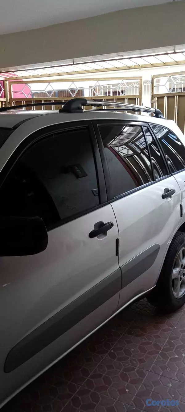 jeepetas y camionetas - Toyota Rav4 2004  6