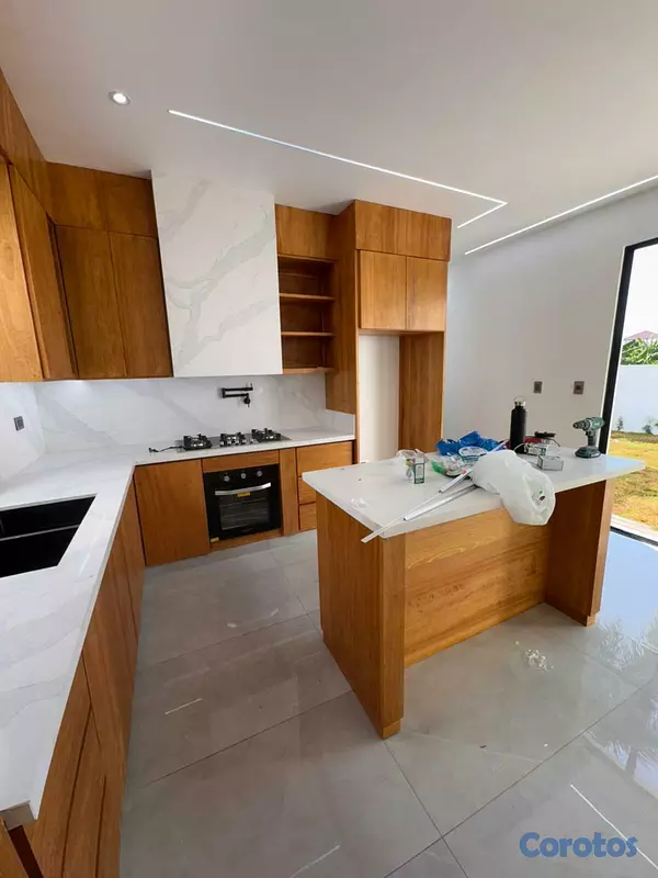 casas - CASA EN VENTA EN GURABO, SANTIAGO. 1