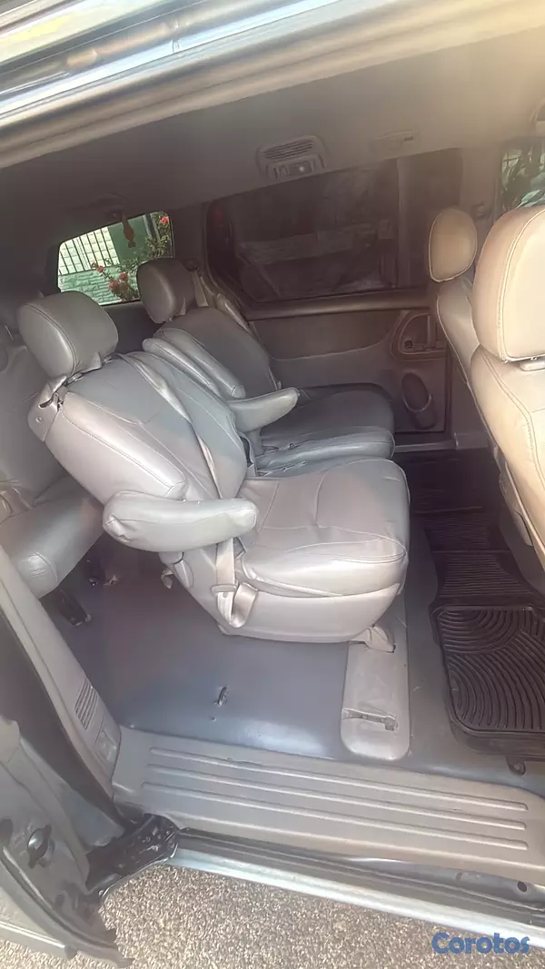 carros - Toyota sienna 2007 negociable  3