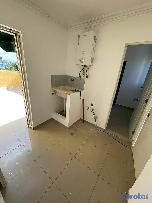 apartamentos - PENTHOUSE EN VENTA REPARTO LOS TRES OJOS CENTRICO  7