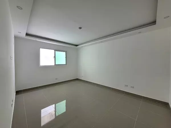 apartamentos - Apartamento terminado, grande y bonito, con patio (H.C) 2