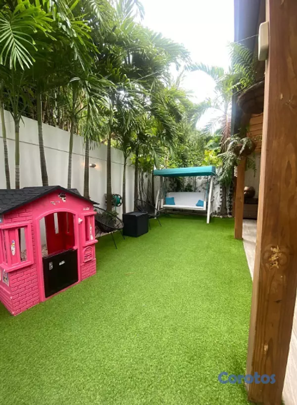 casas - Venta de Casa en Viejo Arroyo Hondo Con piscina 2