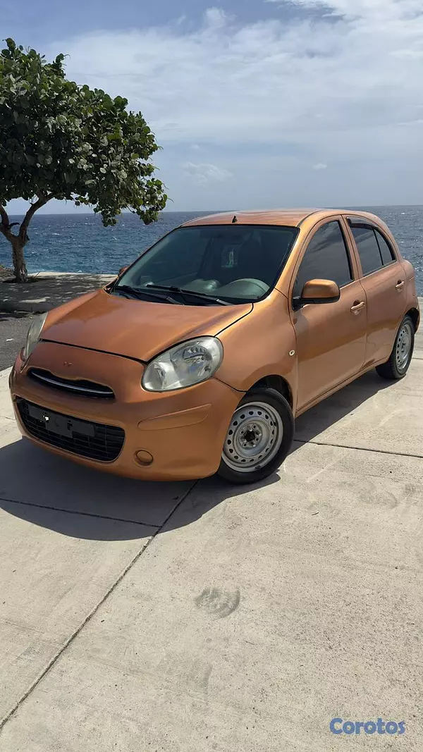 carros - NISSAN MARCH 2013 10