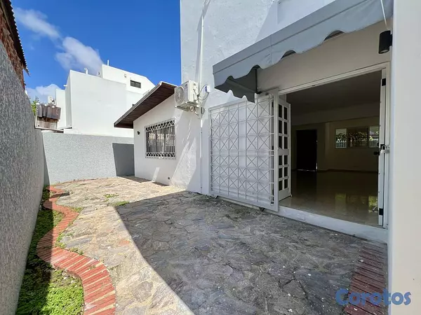 casas - Casa de 4 habitaciones 3 baños en alquiler en Viej 8