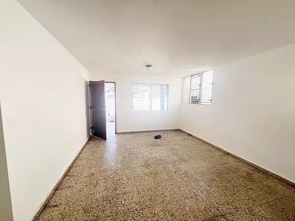 oficinas y locales comerciales - propiedad comercial en Arroyo hondo 6