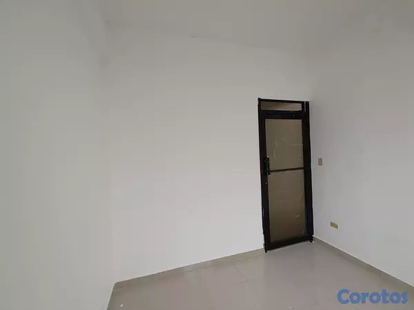 oficinas y locales comerciales - Don Bosco Local 3