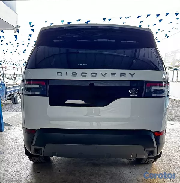 jeepetas y camionetas - Land Rover Discovery Sport Se
 Año 2018  4