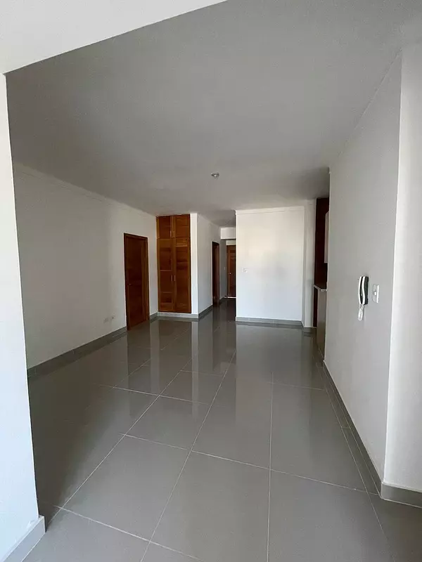 apartamentos - Vendo en Los Restauradores.-
Apartamento de lujo:
3er.nivel 
146 mts2 + 30 mts2
 3